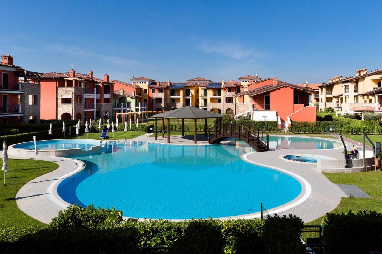 Appartamento Corina Sirmione Exterior photo