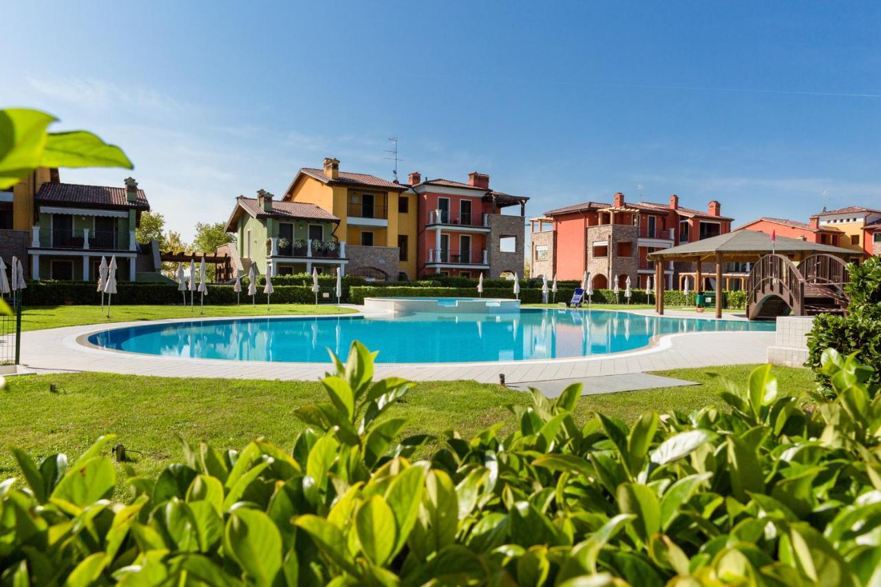 Appartamento Corina Sirmione Exterior photo