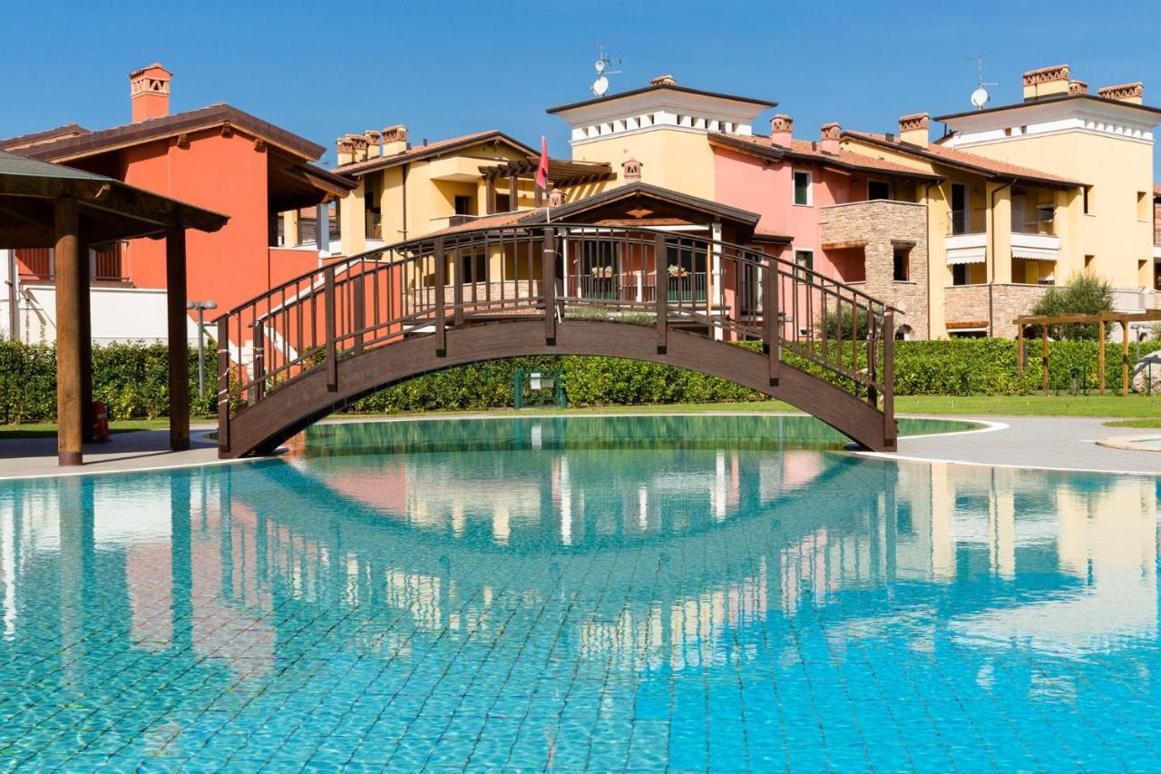 Appartamento Corina Sirmione Exterior photo